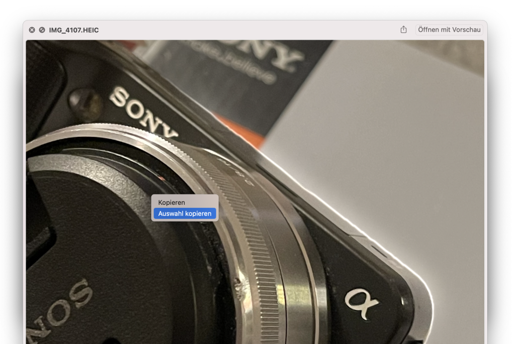 Funktion 'Herausheben eines Motivs' in macOS Ventura anhand eines Fotos einer Kamera